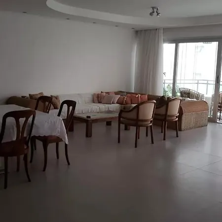 ***Apartamento Pitangueiras Fantástico***-2