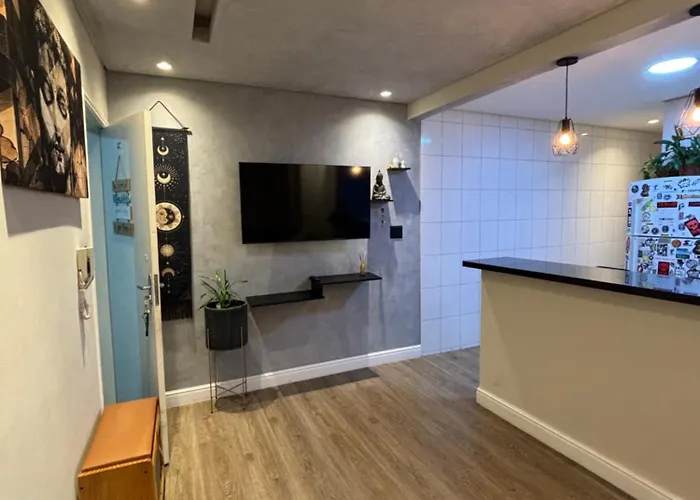 Apt 50 M From Asturias And Tombo Beach Guarujá